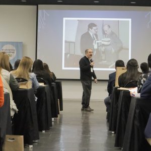 Video del 1er Seminario de Marketing Educativo