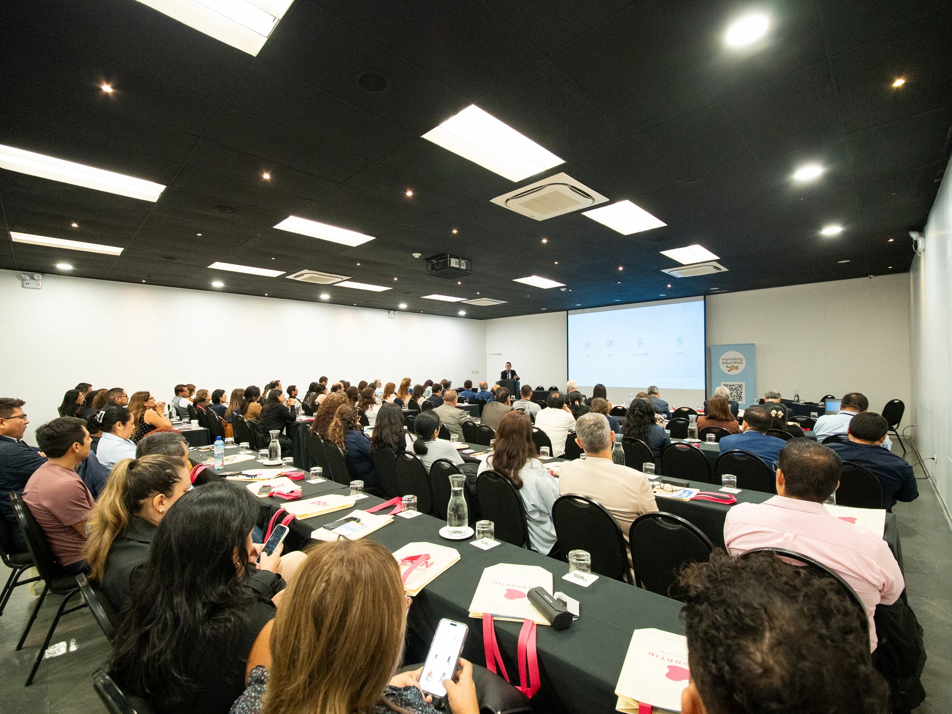 III Seminario Internacional de Marketing Educativo 2026